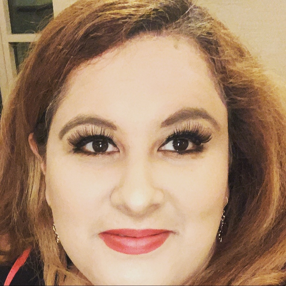 Meet your Posher, Sarai